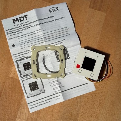 MDT SCN-RTR55S.01 SMART 55 room temperature controller KNX SMART HOME white