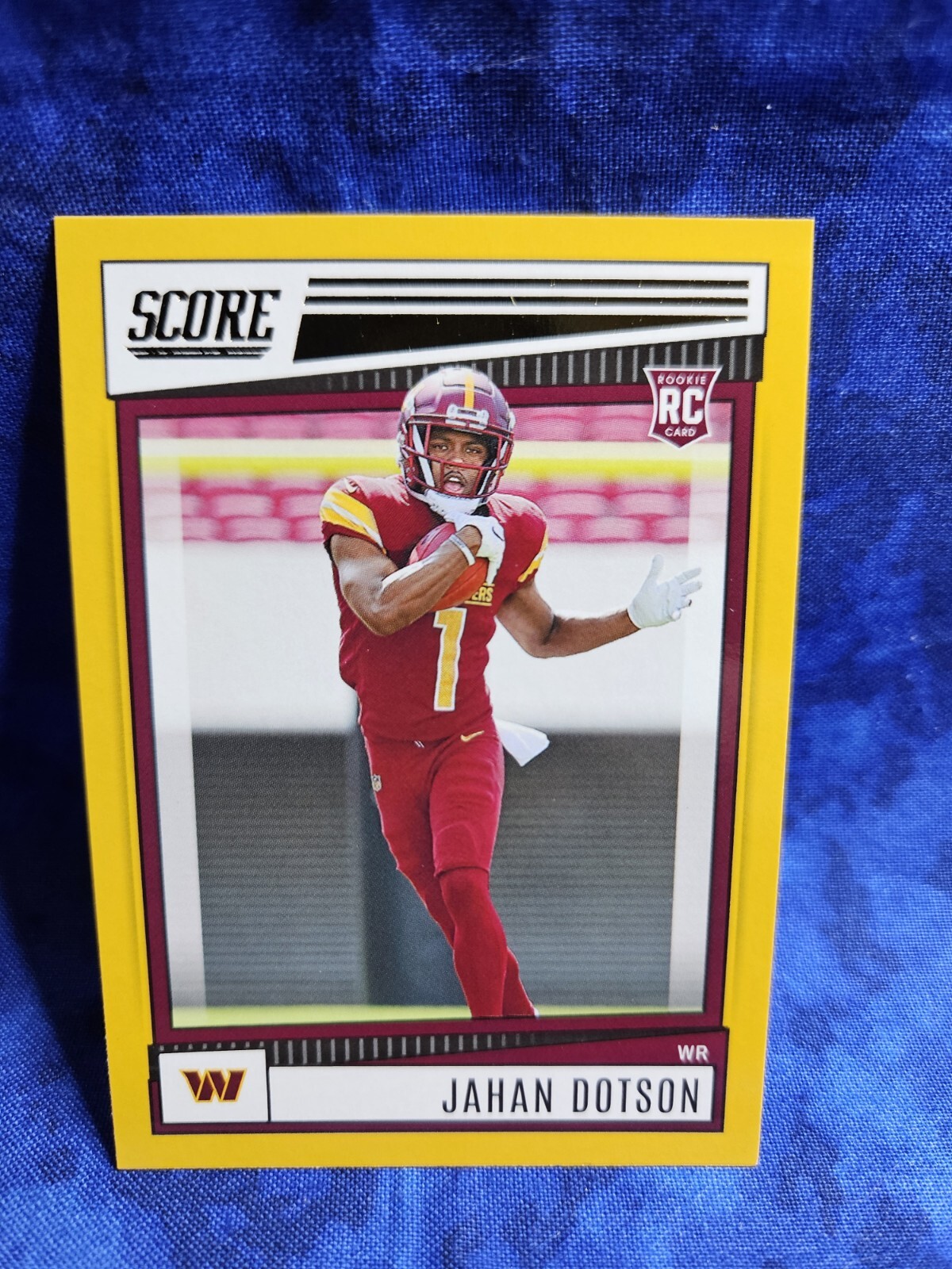 2022 Panini Score Football Jahan Dotson RC #381 Yellow - Commanders Rookie