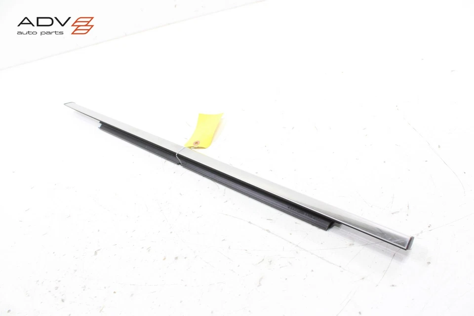 Jeep Grand Cherokee 2011-2015 puerta trasera derecha ventana cinturón moldura OEM Foto 2 de 4