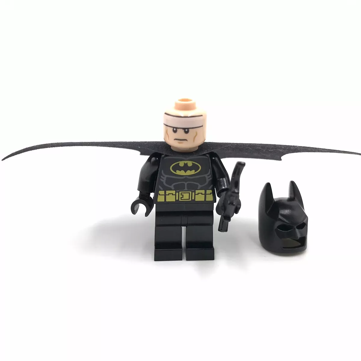 Fixing LEGO The Batman (2022) Official Minifig vs. Custom 