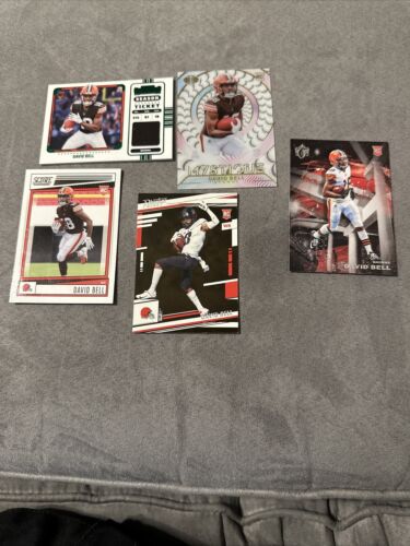 David Bell Jersey Card And 4 Other Cards  - Picture 1 of 2