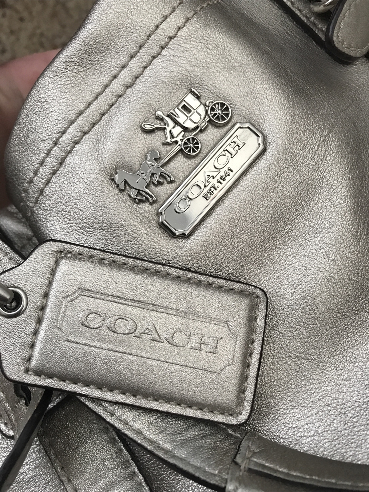 Silver Coach Purse No G1073-15400 - Gem