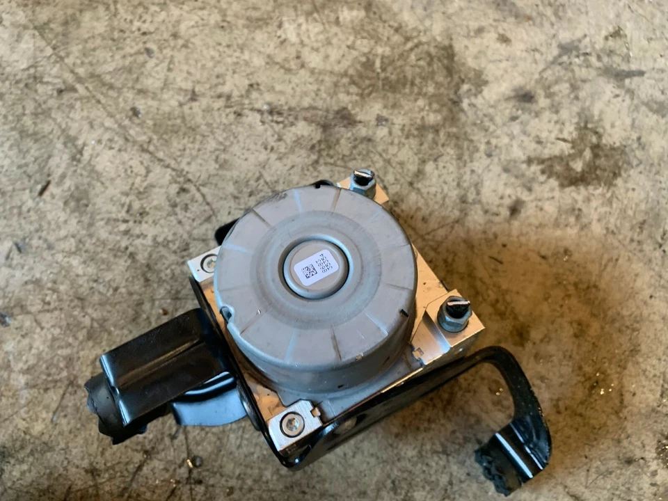 BMW 2012-2018 F30 F32 F22 DSC ABS UNIDAD MÓDULO BOMBA FRENO ANTIBLOQUEO OEM 33K Foto 2 de 4