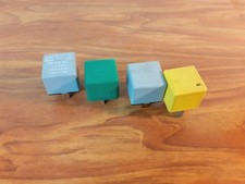 Lot 4 relais 12 V GM / OPEL /
