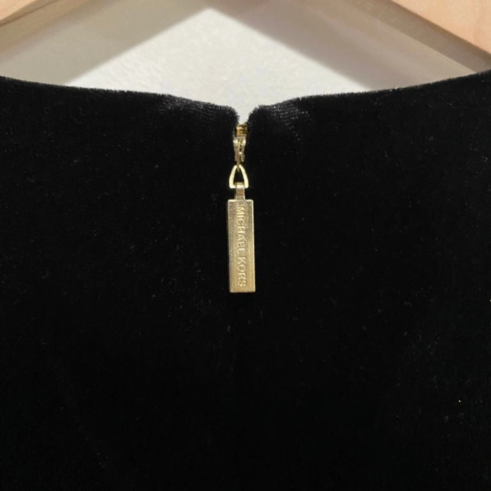 MICHAEL MICHAEL KORS Mini Abito Girocollo in Velluto Metallizzato Nero Taglia XS