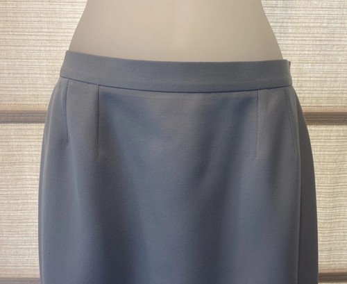 Nina Ricci Powder Blue Wool Gaberdine Skirt Suit~Silk Polka Dot Accents~FR42~EVC - Picture 12 of 19
