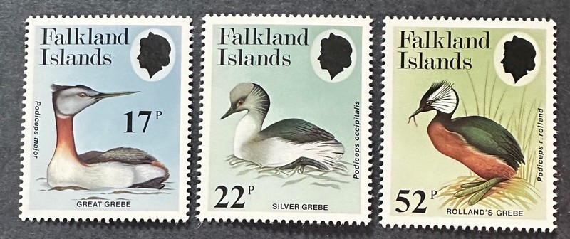 FALKLAND ISLANDS   408 - 410   Lovely   Mint   NEVER   Hinged  set