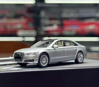 CZ Masdi 1:64 Silver A8L D4 Luxury Sedan Sports Model Diecast Collect Car 