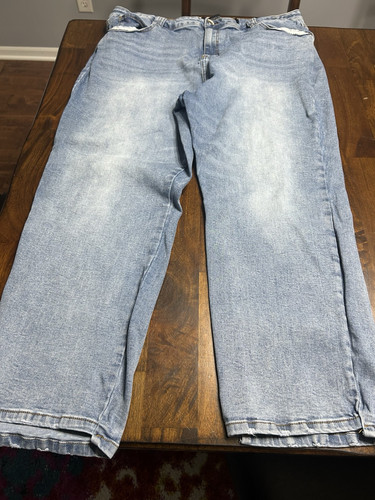 Chic Denim Harley Mid-rise Crop Jeans Plus Size 22 Lots of Stretch