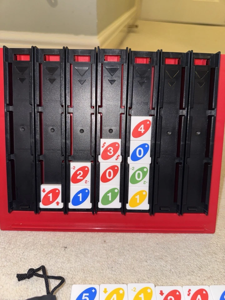 UNO Quatro Board Game 100% Complete In Great Condition Multiplayer Modern - Image 4 of 4