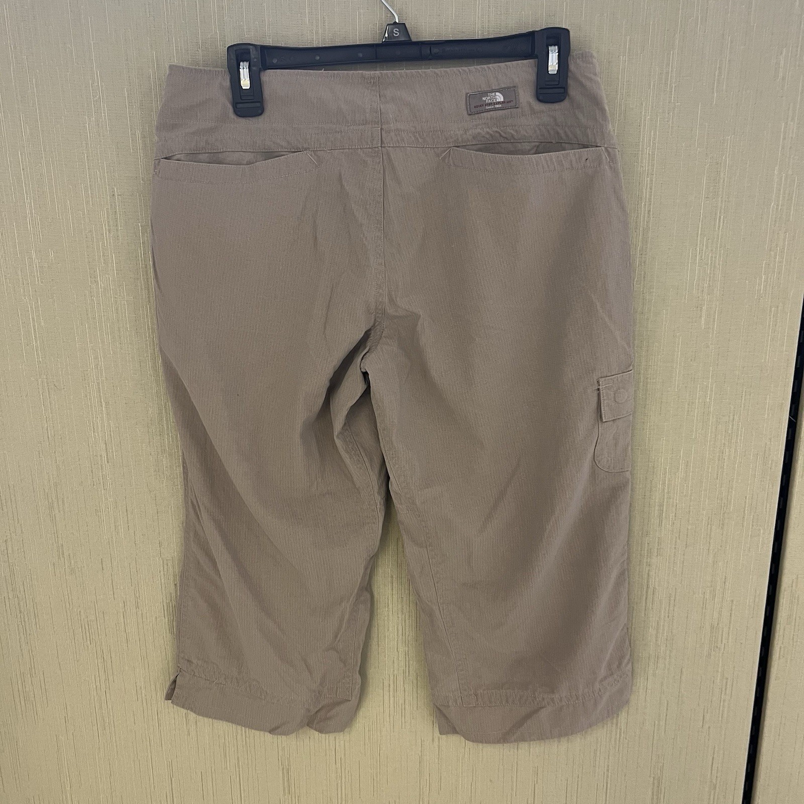 The North Face Women's Cargo Capri Brown Pants Size 8 thumbnail 5