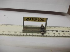 00 GAUGE WARDIE MASTER MODELS - WATERLOO + FIGURE - GOOD CONDITION - NO BOX