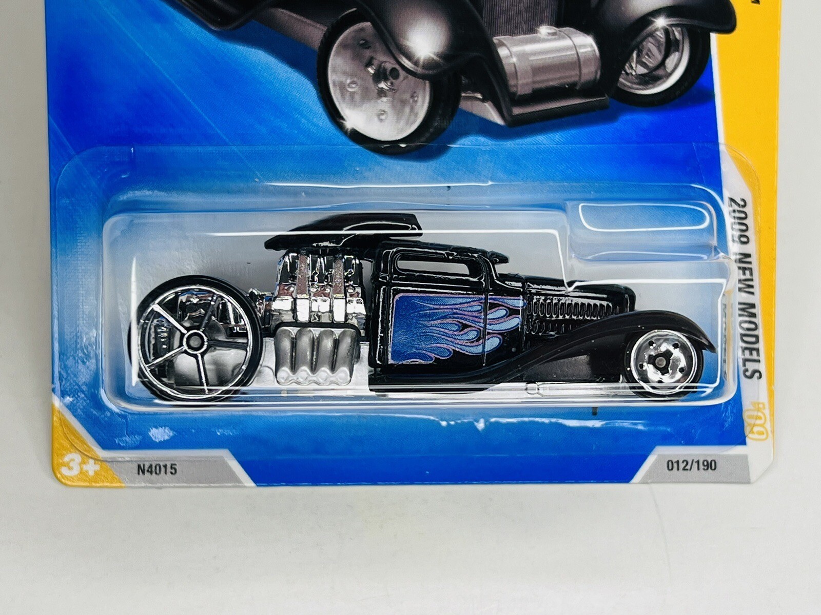 Hot Wheels 2009 New Models #12 MID MILL 12/42 Black w/Flames NIP