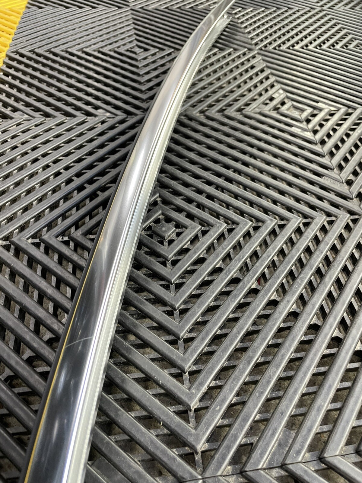 Bentley continental GT 2022 roof molding