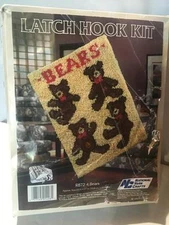National Yarn Crafts USA Latch Hook Kit 4 Four Teddy Bears R872 20x27 Vintage