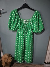 Papaya Size 10 Green Spotty Knee Length Short Sleeve Dress (824/25)