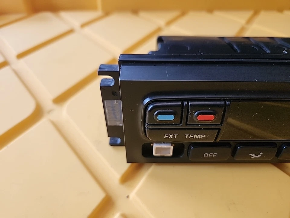 *DMG* цифровое управление температурой ОВКВ 2C3H-18C612-AC 2002 Ford Excursion 2003 - Изображение 3 из 4