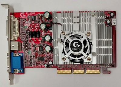 Gigabyte GV-AR64D-H AGP Grafikkarte (ATI Radeon 7500, 64MB, retro, 2002)