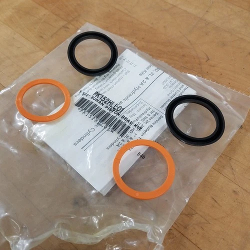 Parker PK152HLL01 1 1/2" Bunan Piston Seal Kit - USED