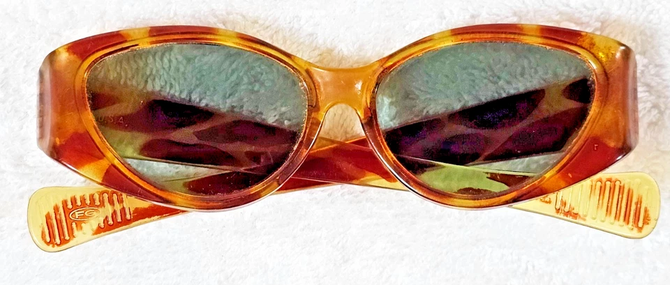Gafas de sol de colección Foster Grant ojo de gato envoltura de tortuga lentes de vidrio verde EE. UU. FG Foto 2 de 4