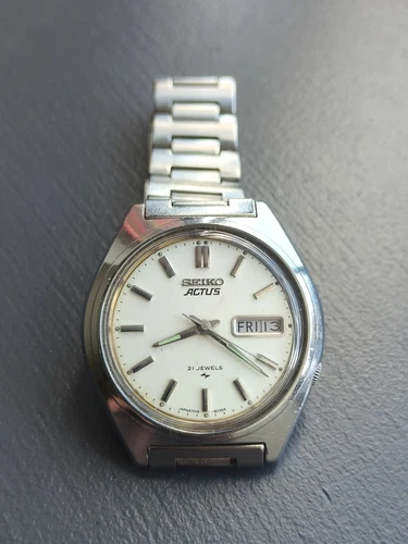 Seiko ACTUS 7019-8010 Date-Day 21 Jewels 38mm Vintage Watch