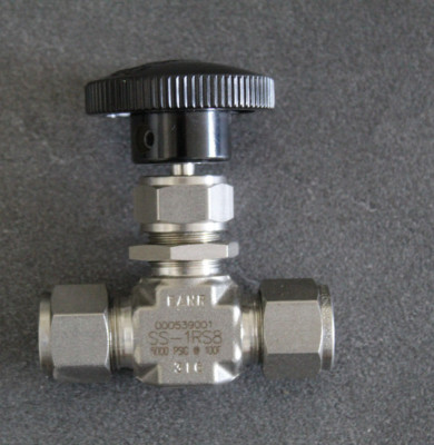 Swagelok Integriertes Nadelventil SS-1RS8 /S