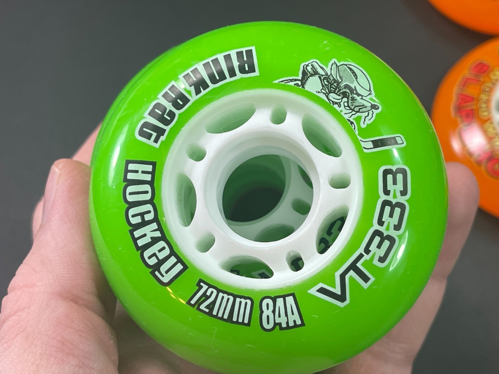 NEW 8 Inline Roller Hockey Wheels HiLo Rink Rat & W (4) 76mm 84a + (4