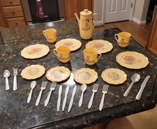 1983 Herself the Elf Play Tea Party Lot Teacups Saucers Teapot Plates Chilton