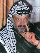 YASSER ARAFAT PALESTINIAN POLITICAL LEADER SIGNED REPRINT PHOTO 11