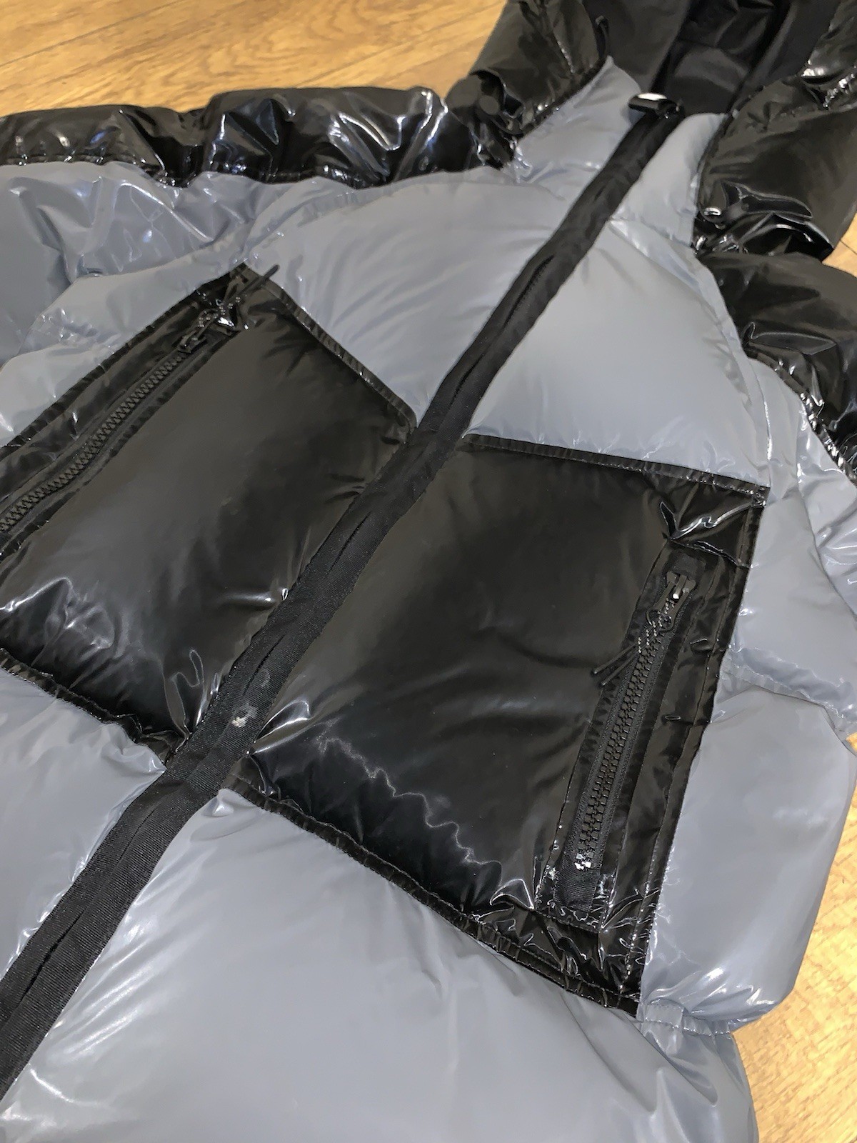 Trapstar Irongate T 2-Tone Puffer Black image 4