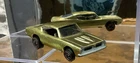 Vintage Hot Wheels Redline 1968   GOLD Custom Barracuda  US -