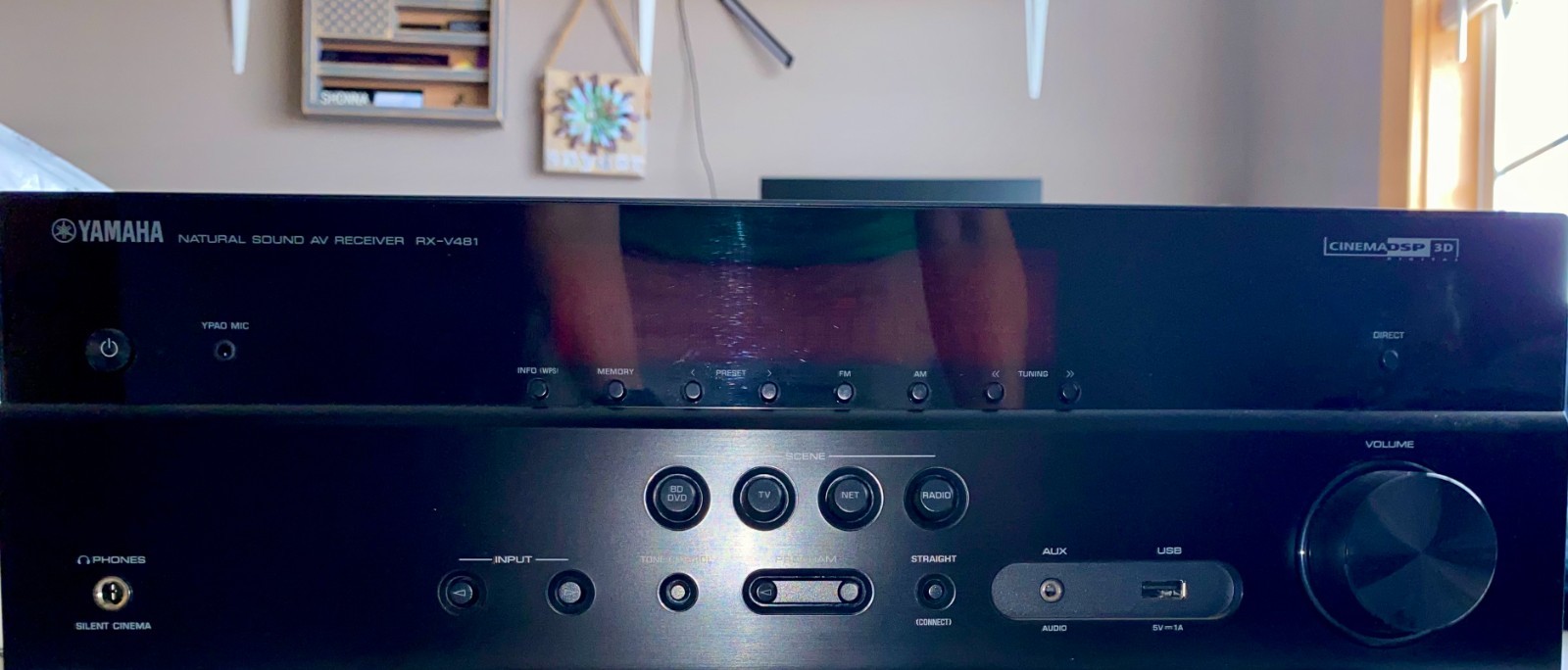 Yamaha RX-V481 5.1-Channel 4K UHD AV Receiver + Yamaha NP-40