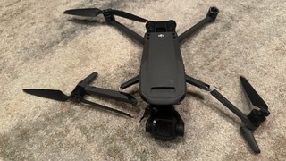 DJI Mavic 3 Classic Drone w/ Controller 3 Batteries Charger Hub Case
