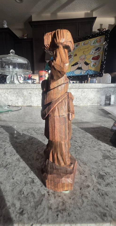 古董 8 1/2 英寸手工雕刻木制雕像女性携带水儿童亚洲 — 第 2/4 张图片