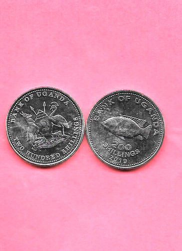 UGANDA KM68a 2015 UNCIRCCULATED-UNC MINT-BU 200 SHILLINGS FISH COIN