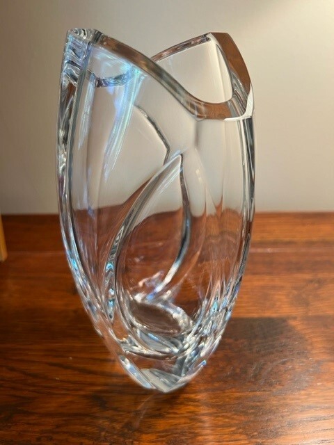 BACCARAT CRYSTAL GIVERNY VASE BY R. RIGOT - 9 inches tall