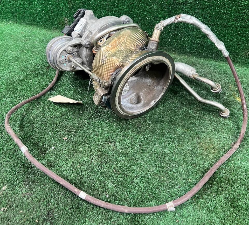 2019-2025 Audi VW Bentley Lamborghini 4.0L Turbocharger Supercharger Cylinder LH