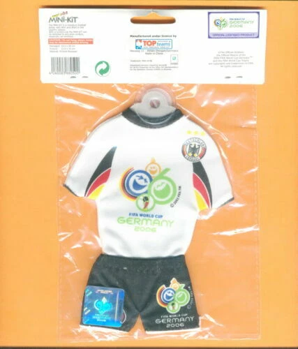 Markenlose Fußballnationalmannschafts-Trikots aus Deutschland