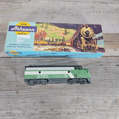 Locomotora escala HO Athearn 3211 Burlington Northern F7A C53976 SOLO CARCASA | Zustand: For parts or not working