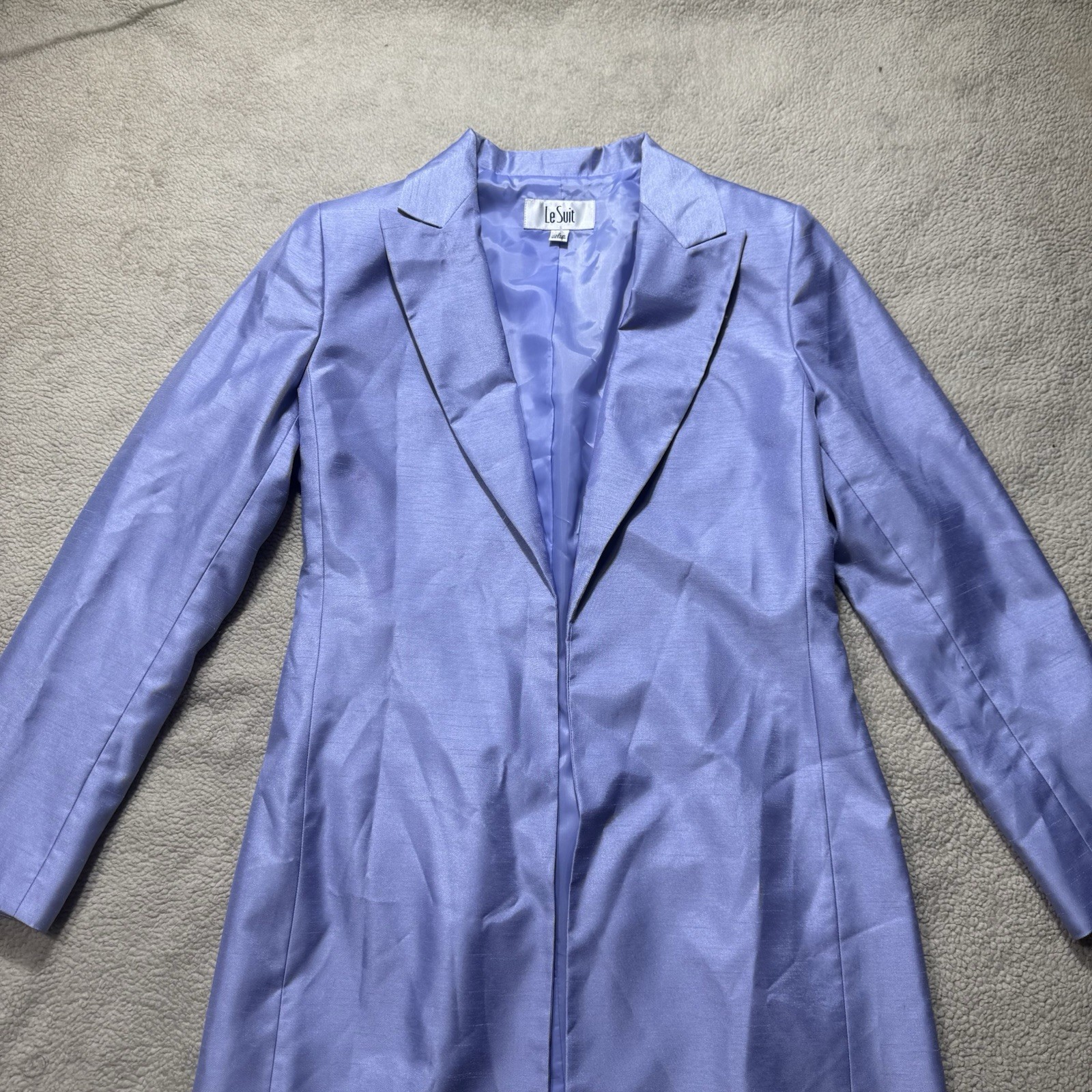 Picture 2 of 24