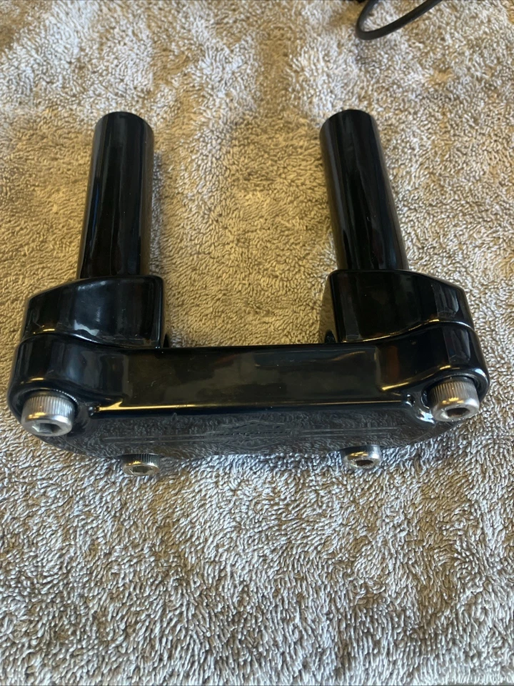 Elevadores de barra Harley Davidson Foto 3 de 3