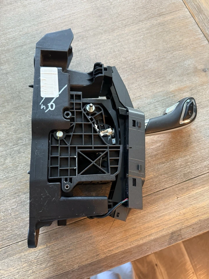 2010-2015 GMC Terrain Automatic Transmission Shift Lever Used 22860734 OEM Foto 3 de 4