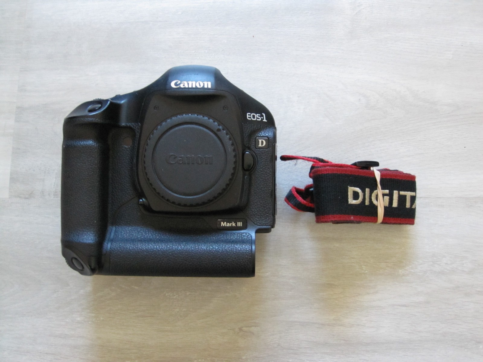 Canon EOS 1D MARK III vintage camera equipment - eBay listing photo 4