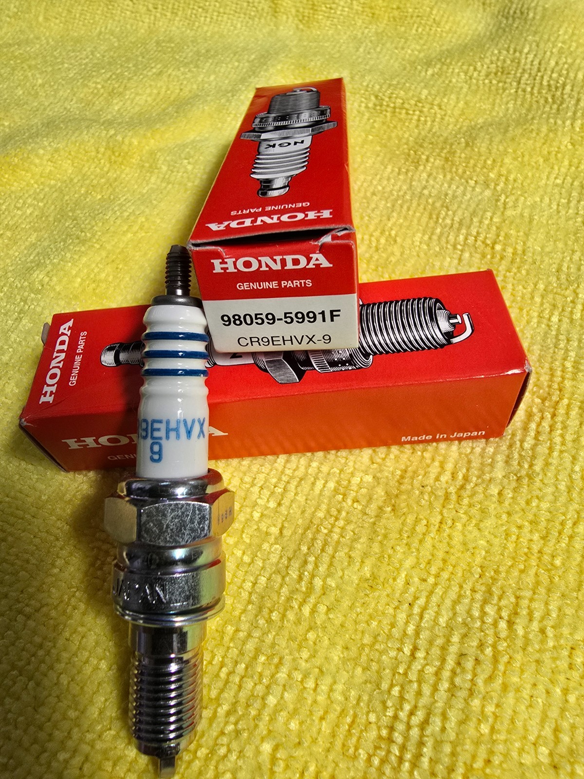 Pair of Honda 2 S/PLG CR9EHVX-9 98059-5991F OEM NEW