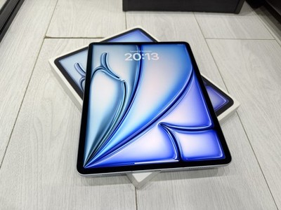 Apple iPad Air 13