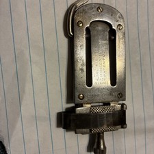 CORDIER L'UNIC MARCA Bb CLARINET REED TRIMMER CLIPPER - MAKES CLEAN CUT