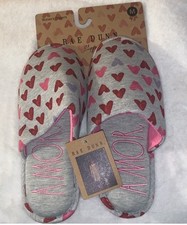 RAE DUNN Gray w Pink Heart Print Slippers AMORE NWT M 7 7.5 8