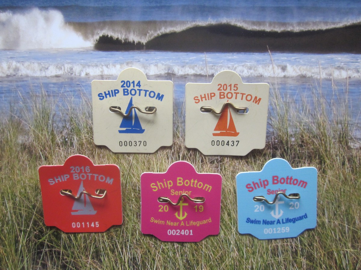 YEAR COLLECTION SHIP BOTTOM SEASONAL SENIOR BEACH BADGES
