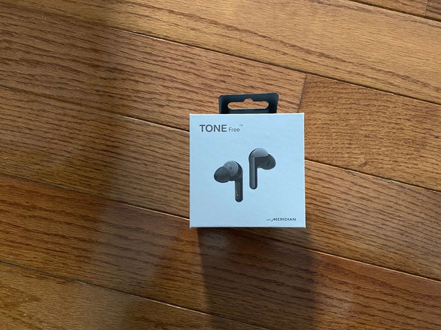 LG TONE Free HBS-FN4 True Wireless Earbuds with Meridian Audio Technology :  buy online | LG LG Saudi Arabia
