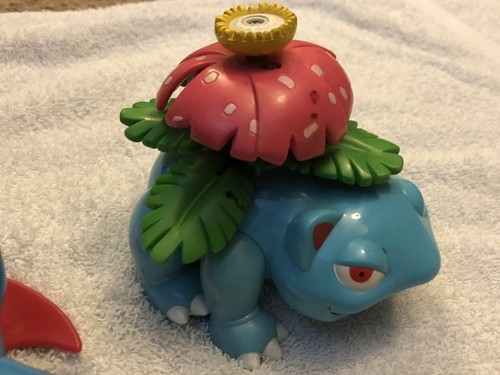 Hasbro Pokémon Figurine Salamence e Venusaur Action Figure 2000-2005 - Foto 5 di 7